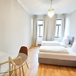 Ferienwohnung Fuer 10 Personen